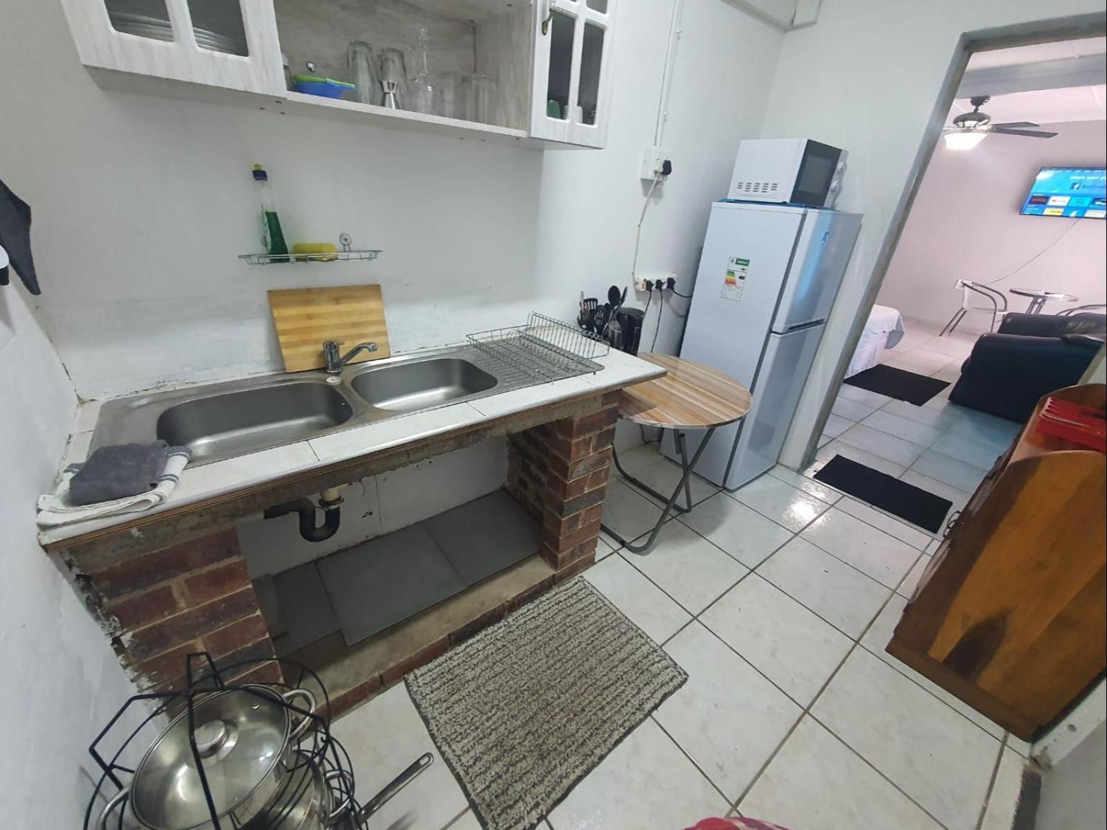 Boskraai Self-catering -74 Hornbill Street *
